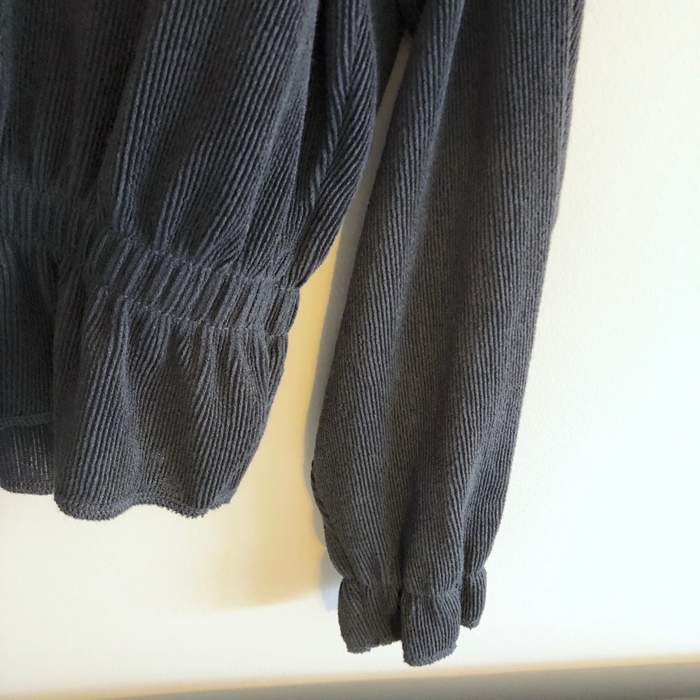 Zara | Ribbed Ruffle Top Dark Grey Oversized - Picture 5 of 7
